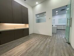 Robinson Square (D1), Office #553703051